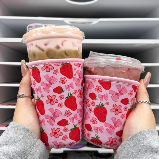 STRAWBERRY COQUETTE - CUP SLEEVE
