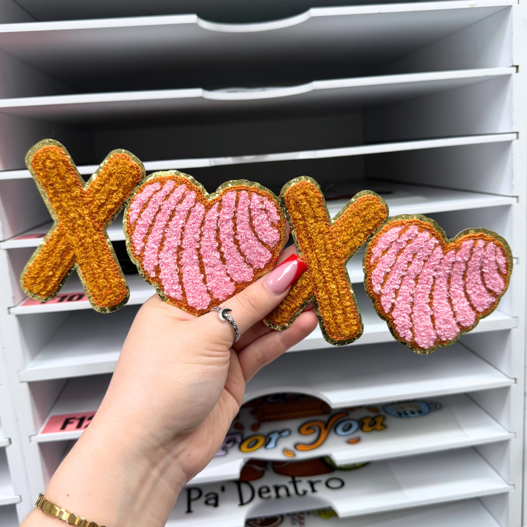 XOXO CONCHA - CHENIELLE PATCH